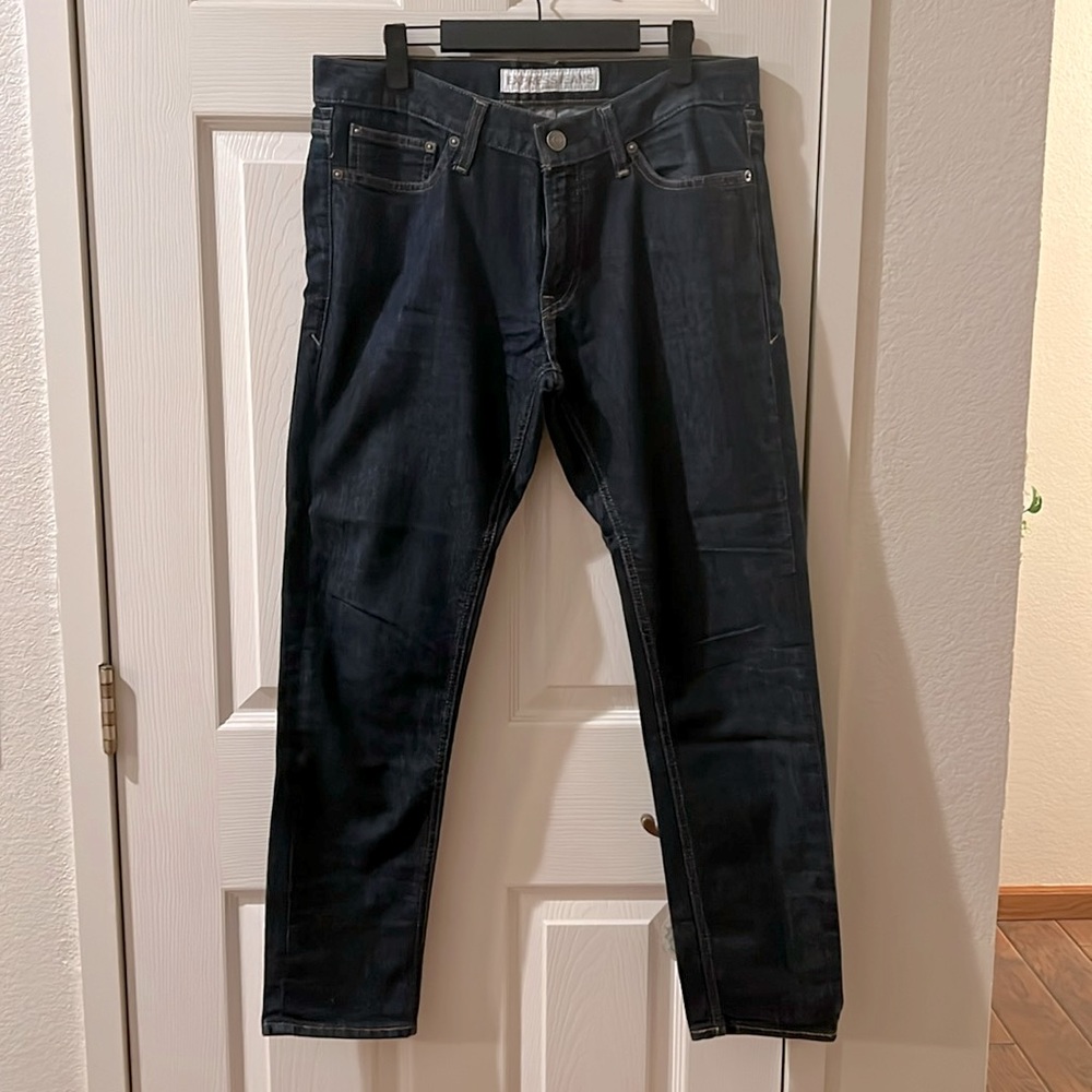 Express jeans.